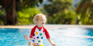 Bezbrižno ljetovanje s bebom: 7 neophodnih baby proizvoda!