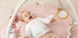 Prve igračke za bebu – što odabrati i kada?