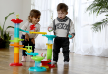 Igračke za bebe i djecu: Temelj učenja, razvoja i mašte🧸